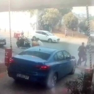 pendikte kavga kadindan bicakli saldiri IyPVFl9m