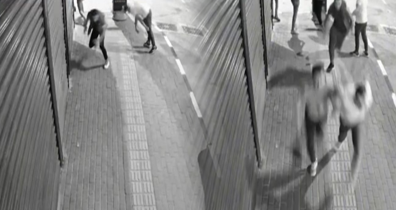 tartistigi kisiyi basindan vurdu dehset anlari kamerada VcI9RqbZ