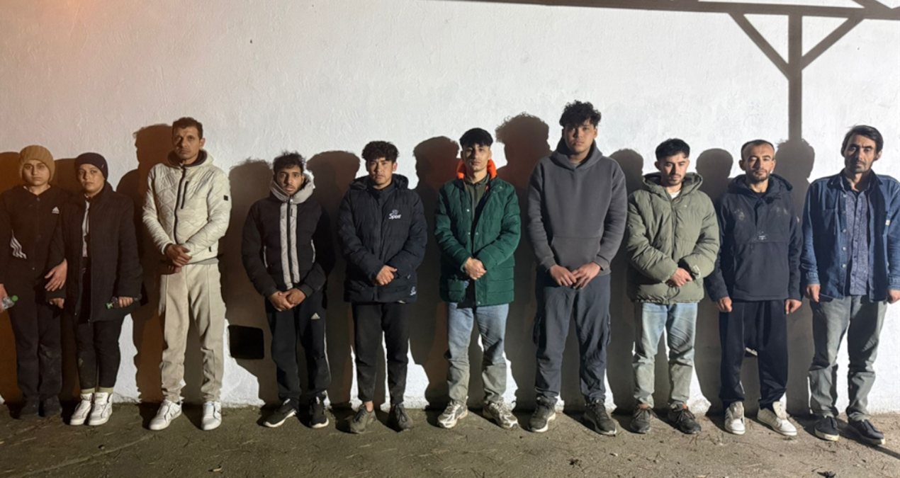 17 gocmen avrupaya kacacakken yakalandi hUMjTHNc