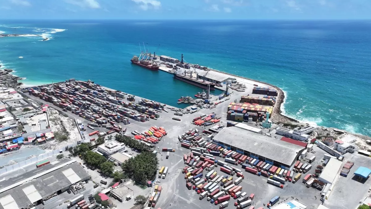 mogadisu limani dogu afrikanin en iyi limani DYRLImR6