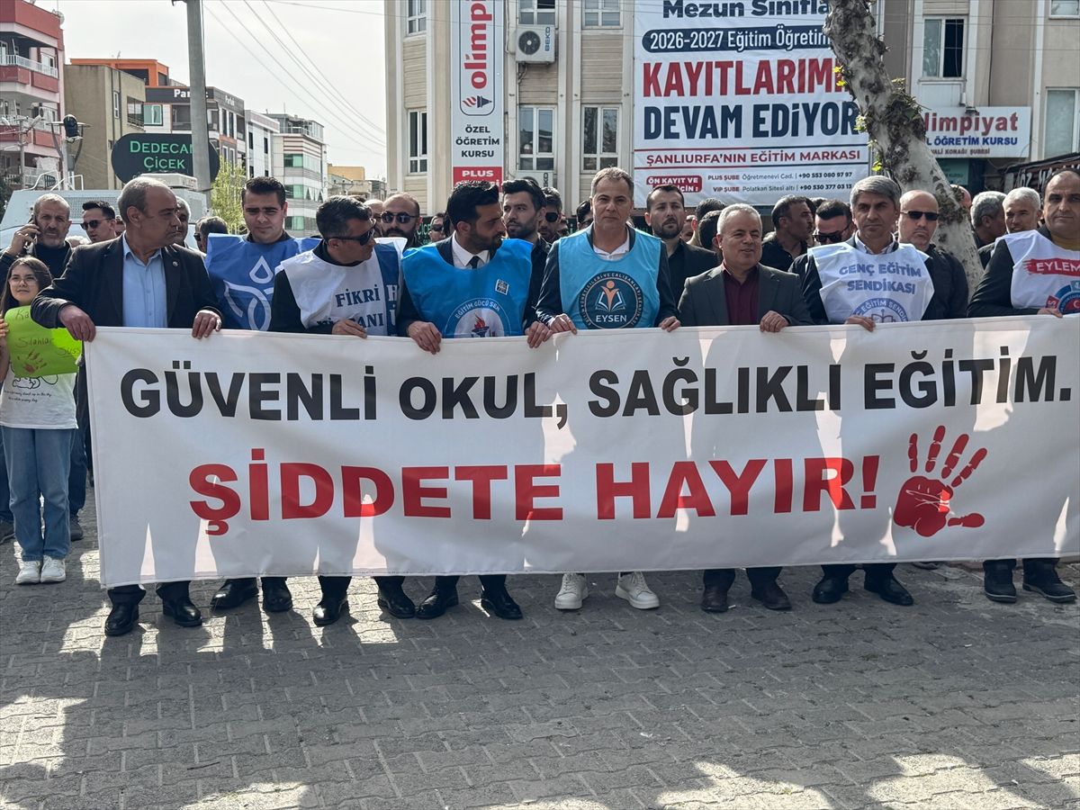 Eğitim Sendikalarından Silahlı Saldırılara Karşı Protesto