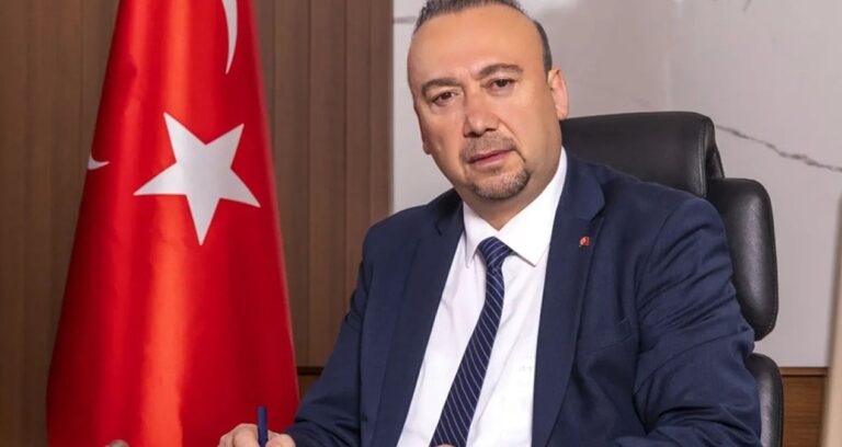 chpden-oy-karsiligi-ise-alim-iddialarina-yalanlama-delegelerden-birinin-cocugu-yok-digerinin-cocugu-5-i1YqUZPf