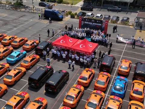 Istanbulda 253 taksilik demokrasi konvoyu mrKFKKqV